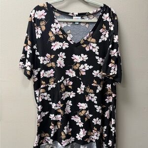 LulaRoe V-Neck Floral Short Sleeve Top in Black and Pink